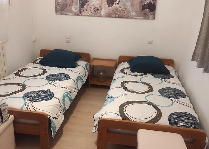 Semesterbostad L'oustal *