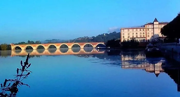 Semesterbostad L'oustal *